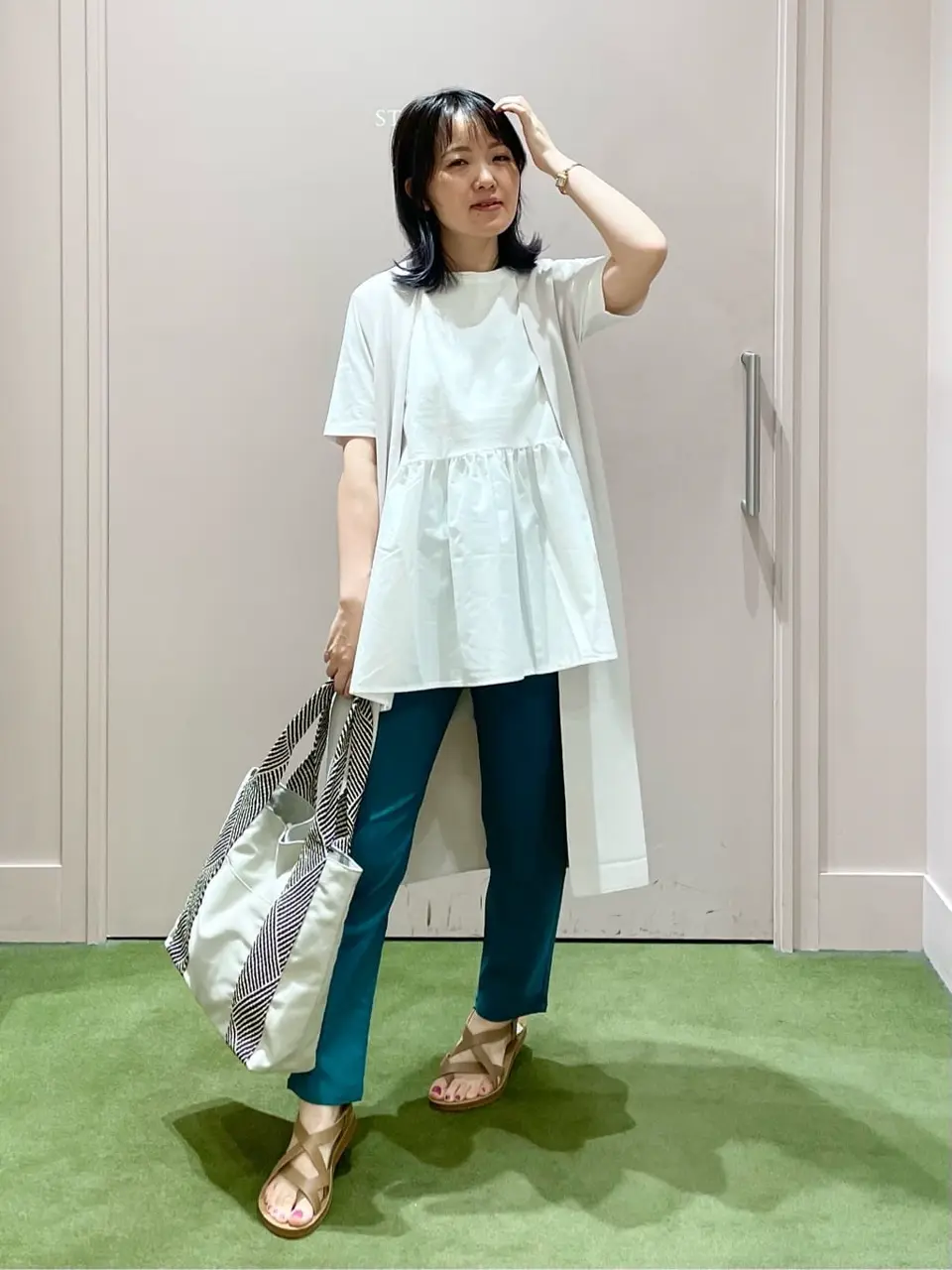 ANY フジコ コーディネート画像