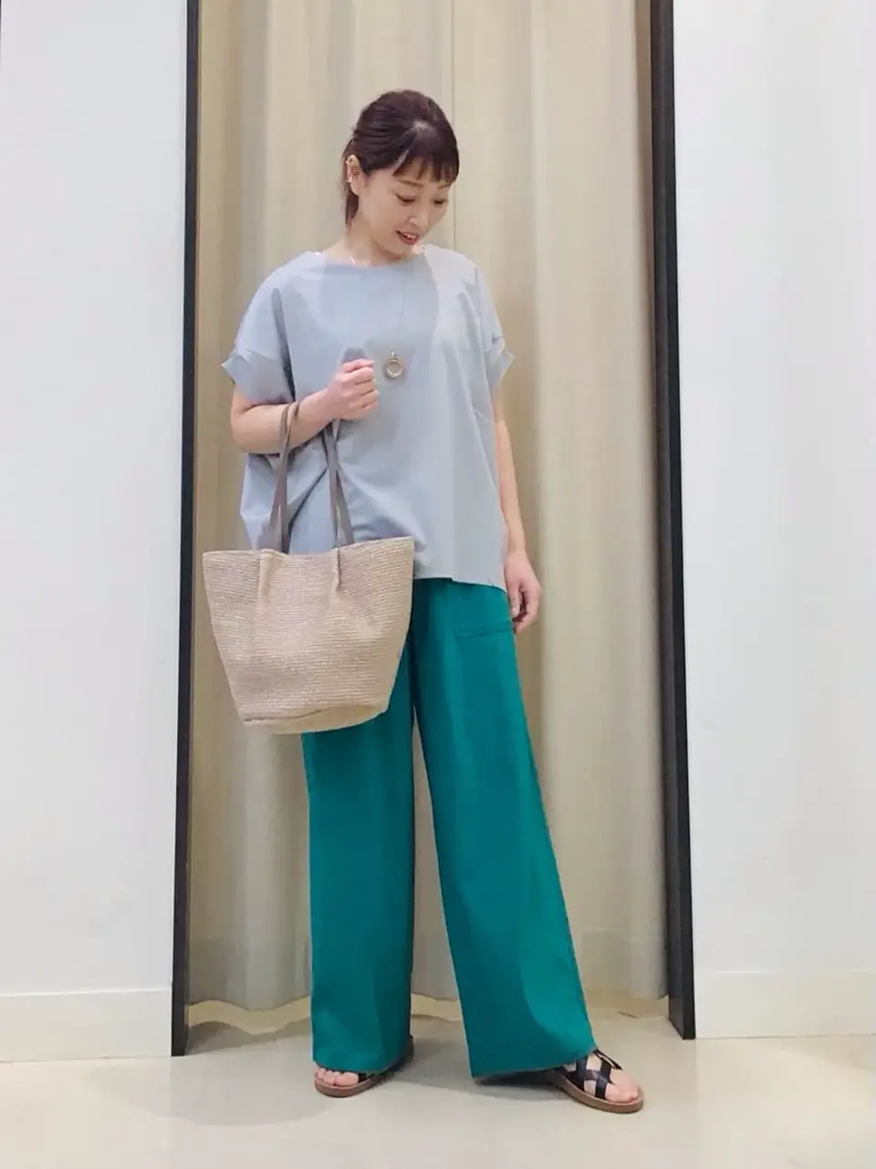 ANY 伊藤 コーディネート画像