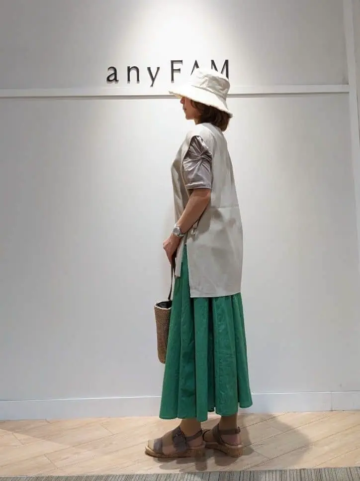 ANY スタッフ コーディネート画像