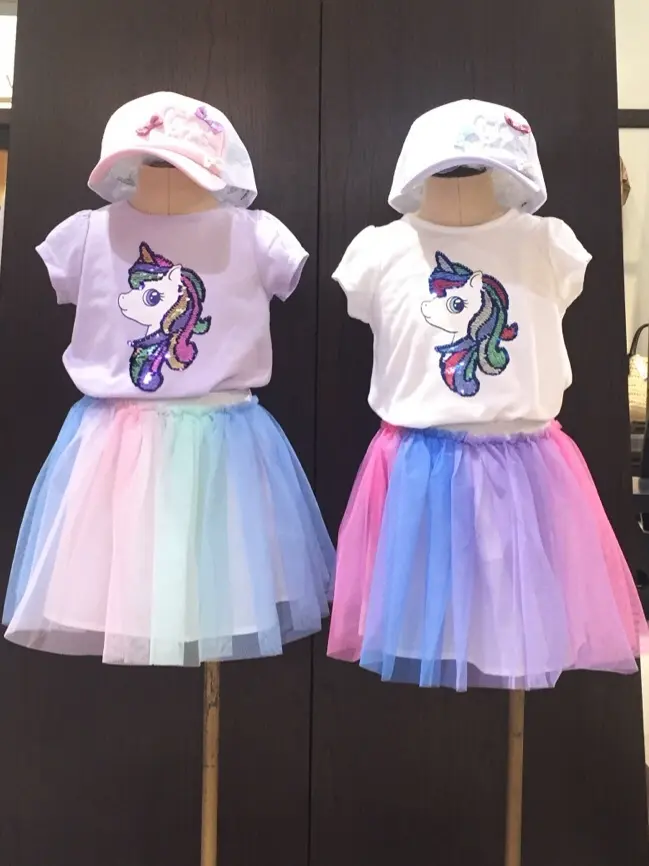 ANY 林 コーディネート画像