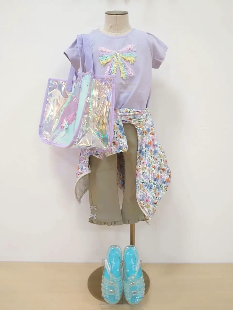 ANY H コーディネート画像