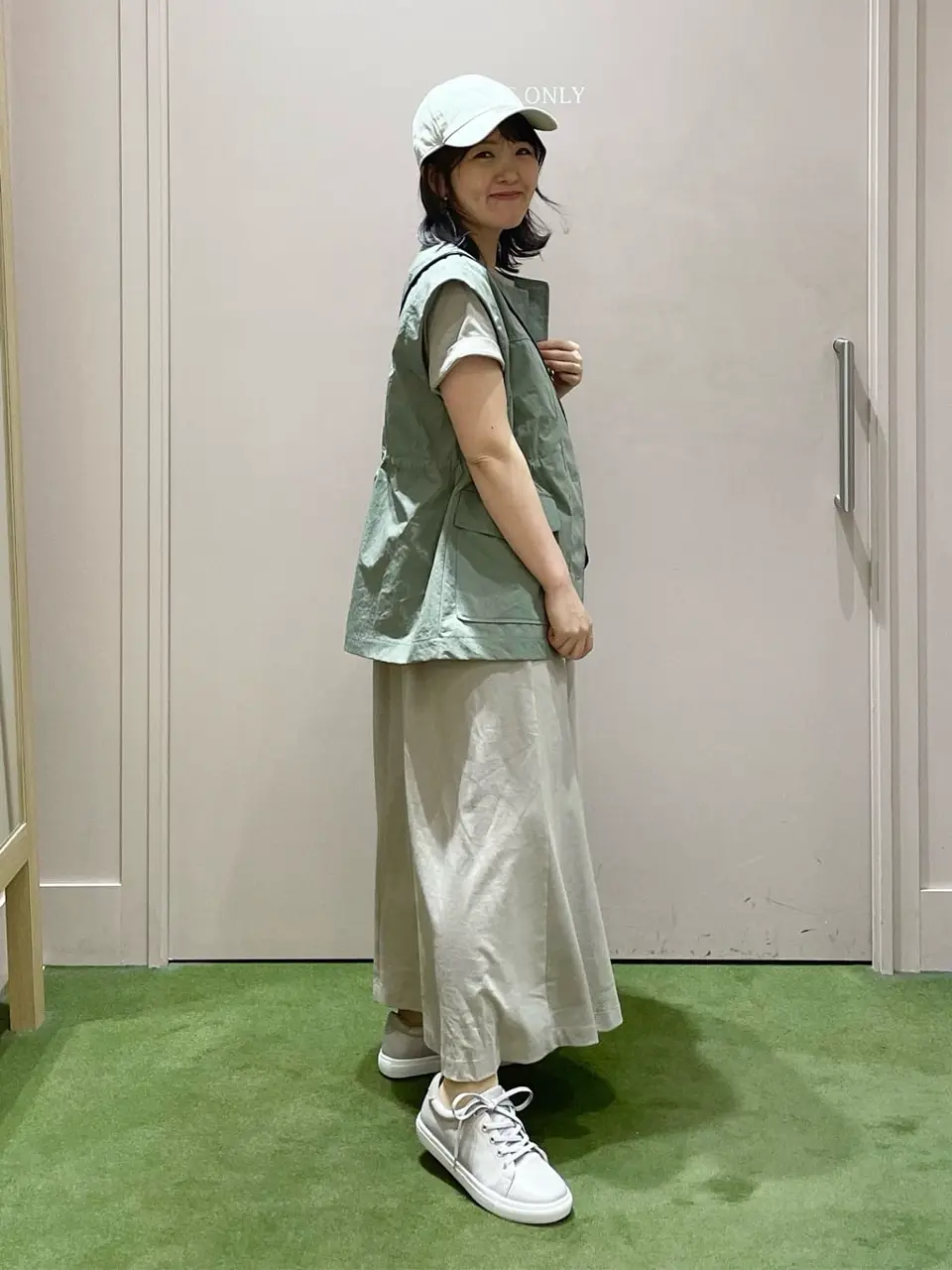 ANY フジコ コーディネート画像