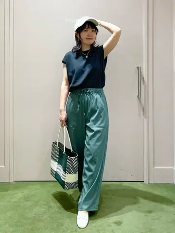 ANY フジコ コーディネート画像