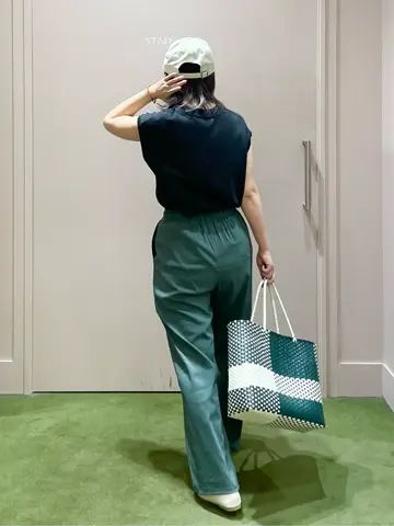 ANY フジコ コーディネート画像