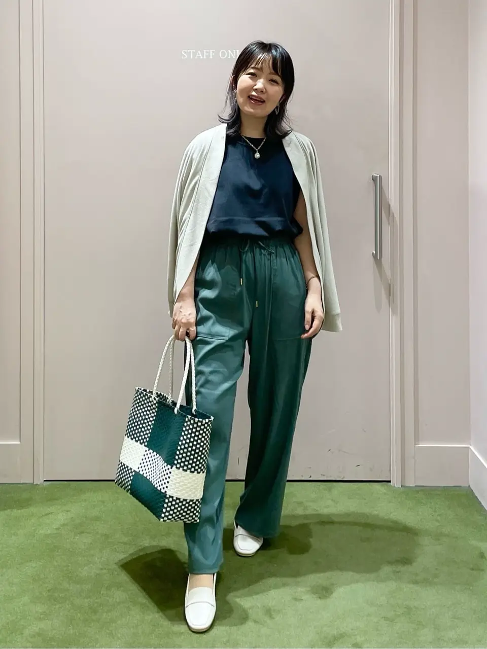 ANY フジコ コーディネート画像