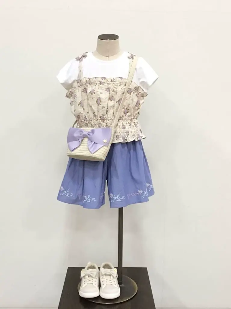 ANY 佐々木 コーディネート画像