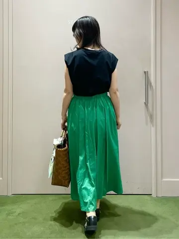 ANY フジコ コーディネート画像