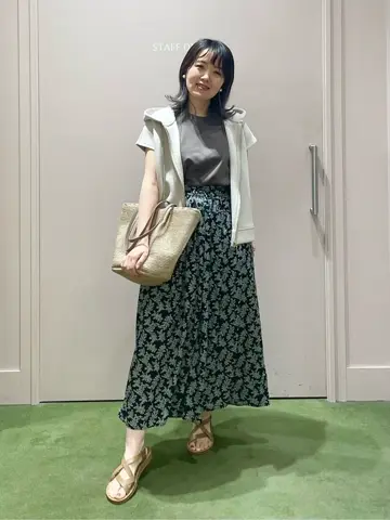 ANY フジコ コーディネート画像