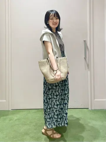 ANY フジコ コーディネート画像