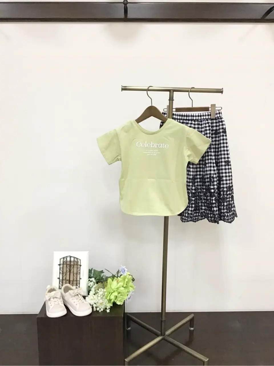 ANY 佐々木 コーディネート画像