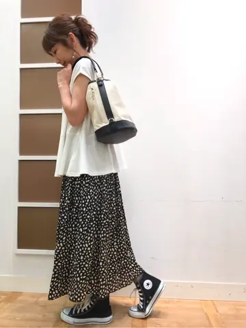 ANY 山口 コーディネート画像