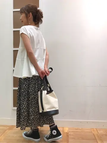 ANY 山口 コーディネート画像