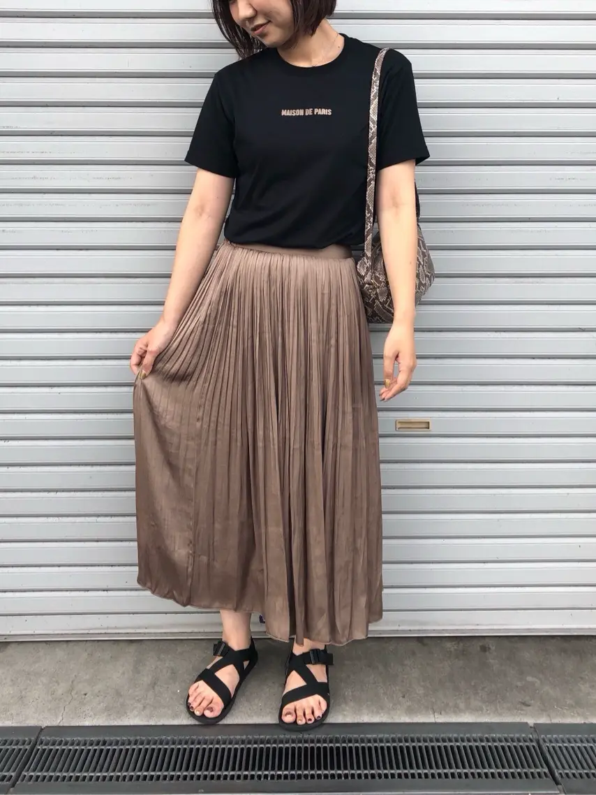 ANY 上岡 コーディネート画像