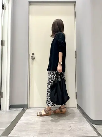 ANY 金井 コーディネート画像