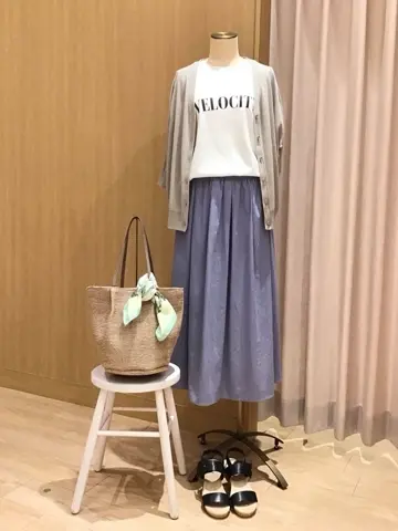 ANY 本吉 コーディネート画像