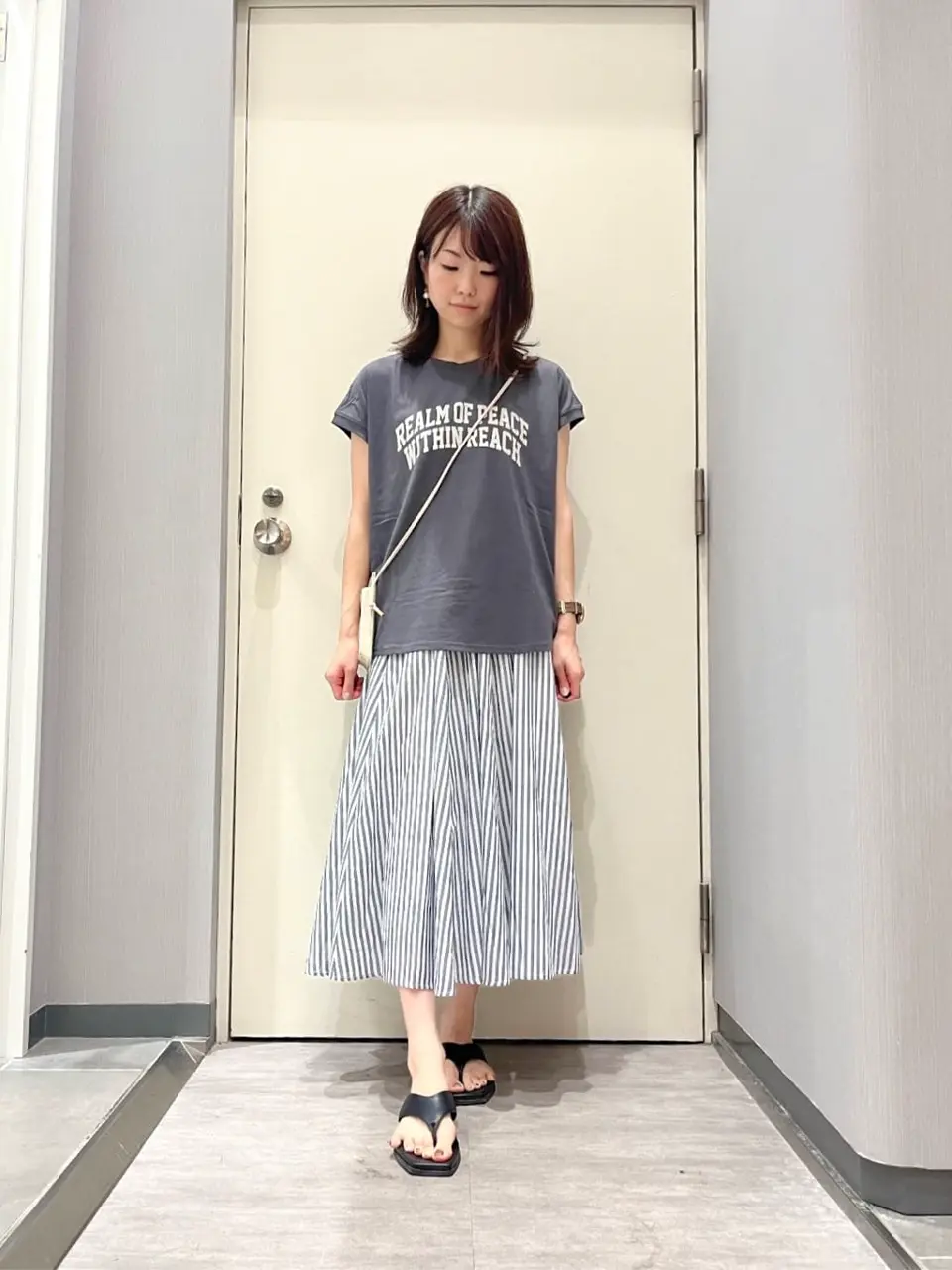 ANY 金井 コーディネート画像