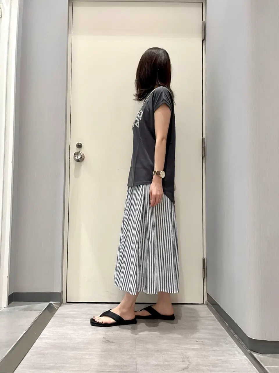 ANY 金井 コーディネート画像