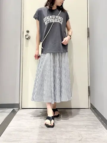 ANY 金井 コーディネート画像