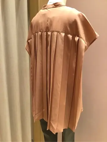 ANY 浅岡 コーディネート画像