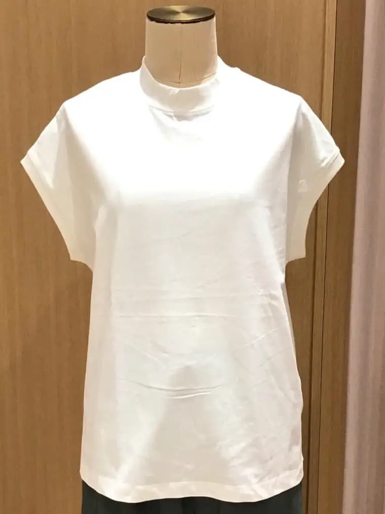 ANY 本吉 コーディネート画像