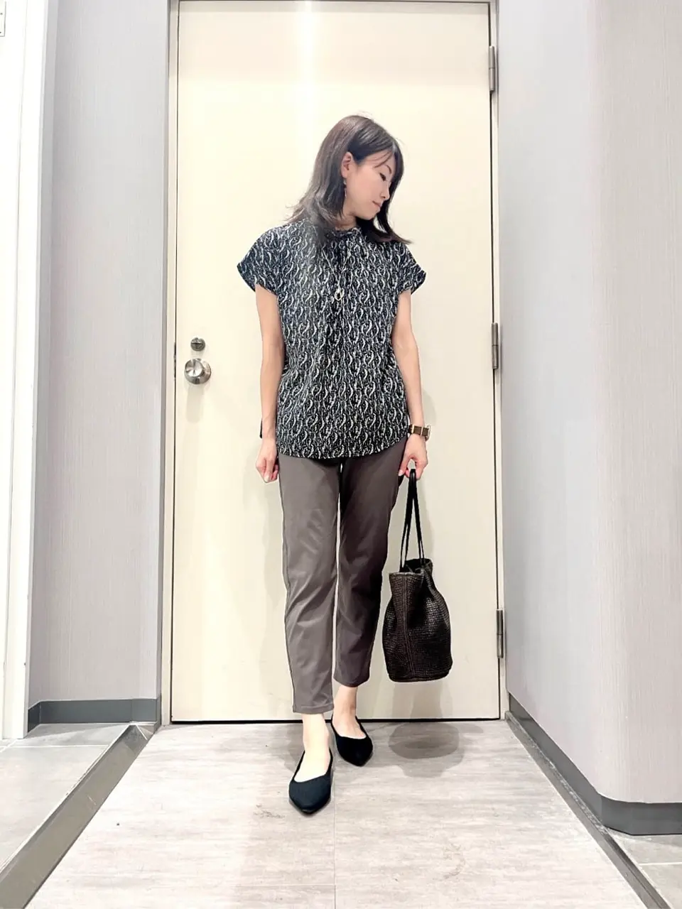 ANY 金井 コーディネート画像