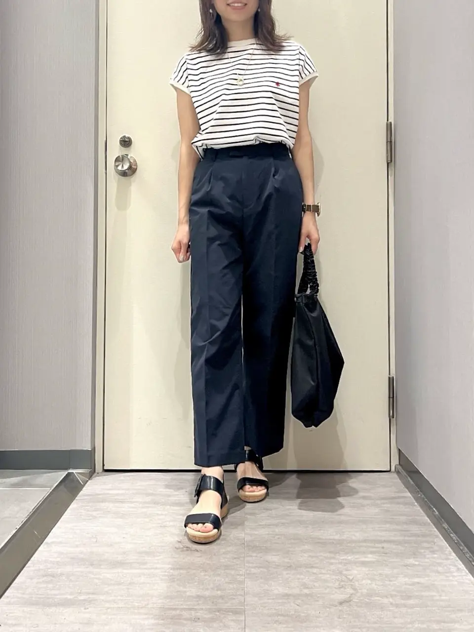 ANY 金井 コーディネート画像