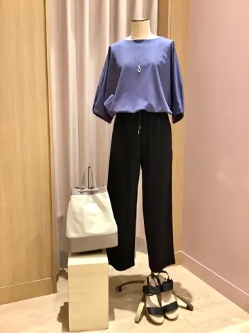 ANY 浅岡 コーディネート画像