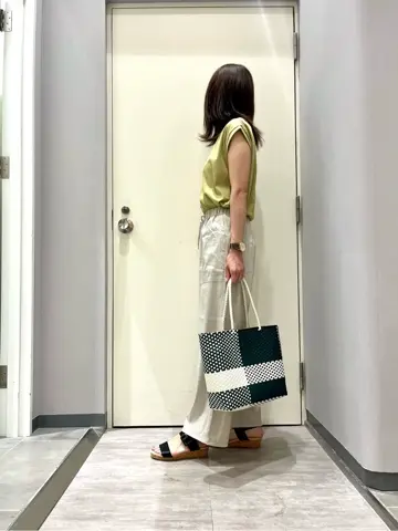 ANY 金井 コーディネート画像