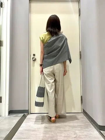 ANY 金井 コーディネート画像