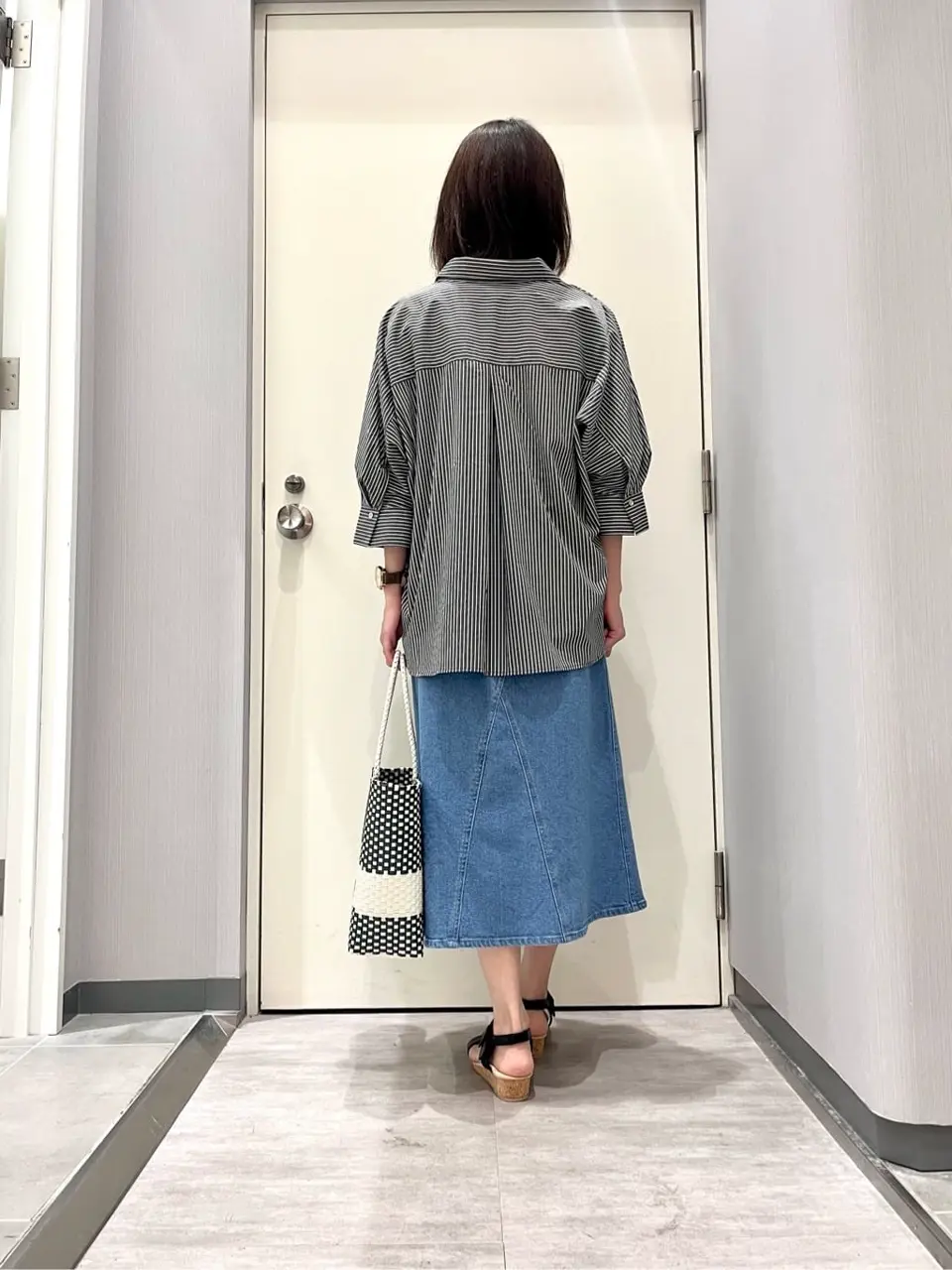 ANY 金井 コーディネート画像