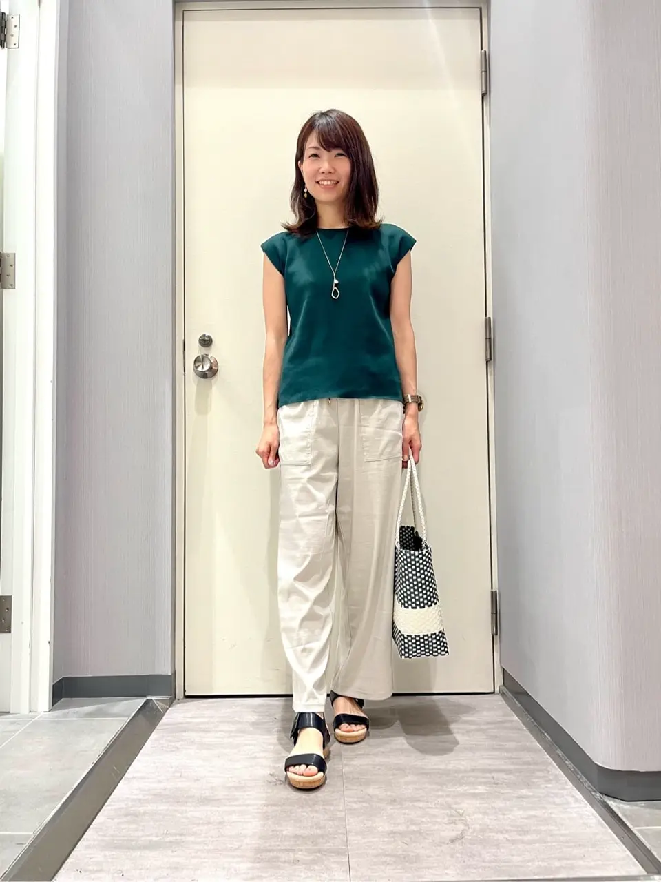  金井 コーディネート画像