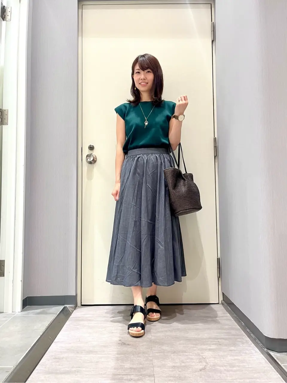  金井 コーディネート画像