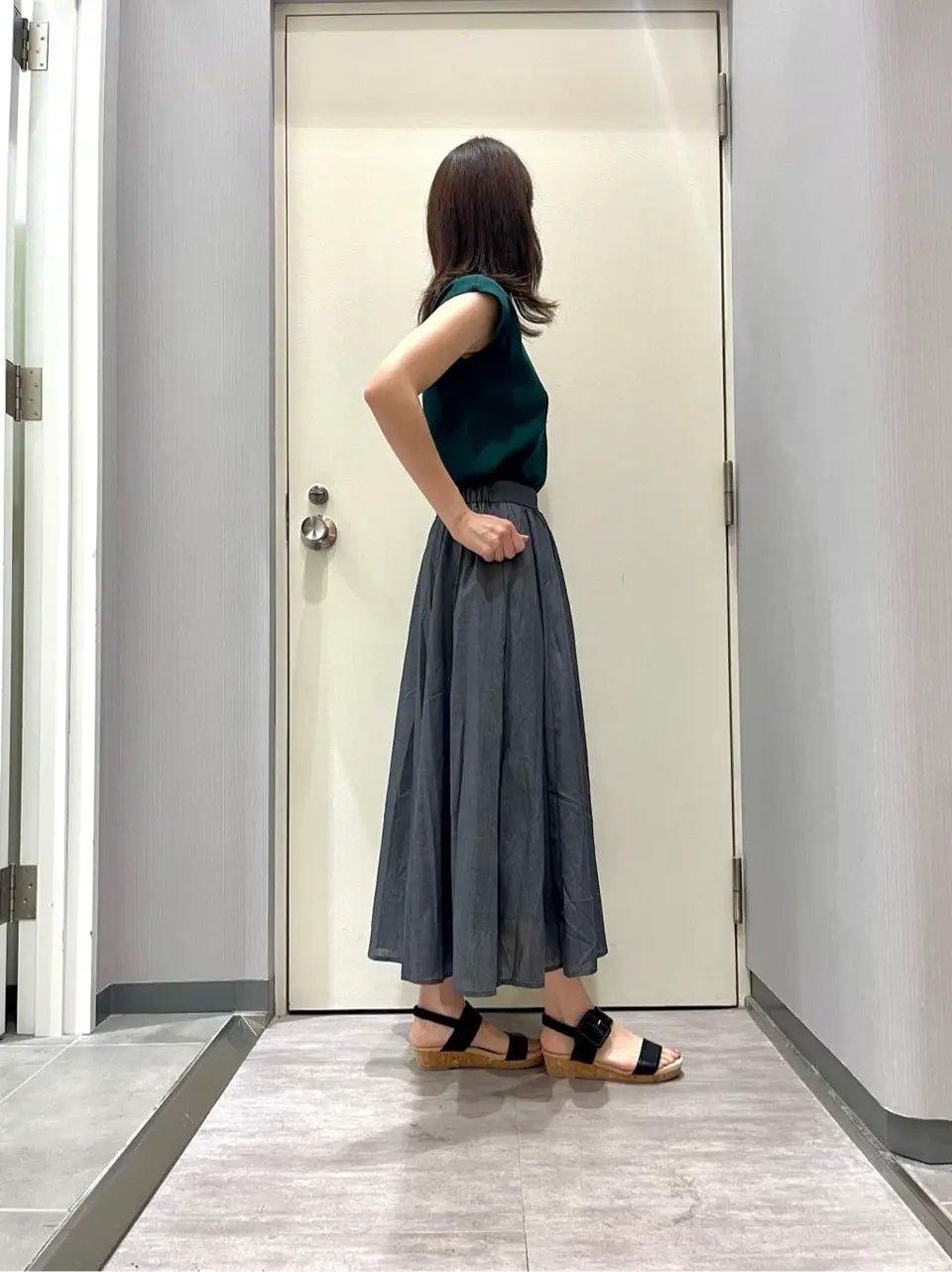 ANY 金井 コーディネート画像