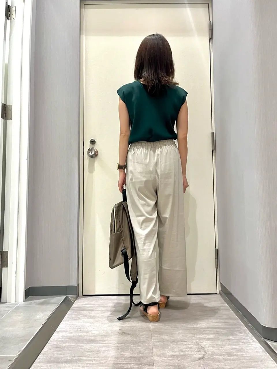 ANY 金井 コーディネート画像