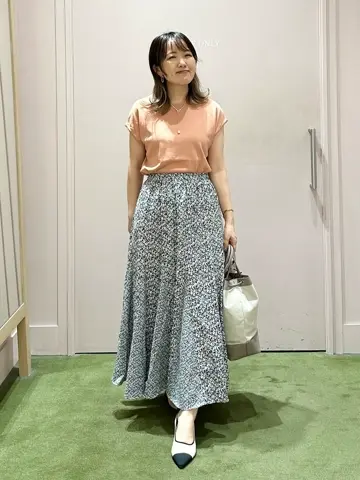 ANY フジコ コーディネート画像