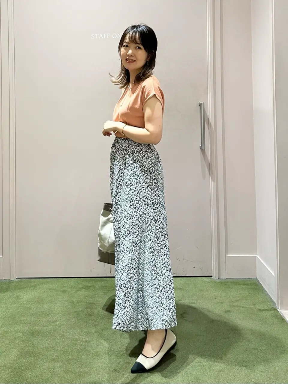 ANY フジコ コーディネート画像