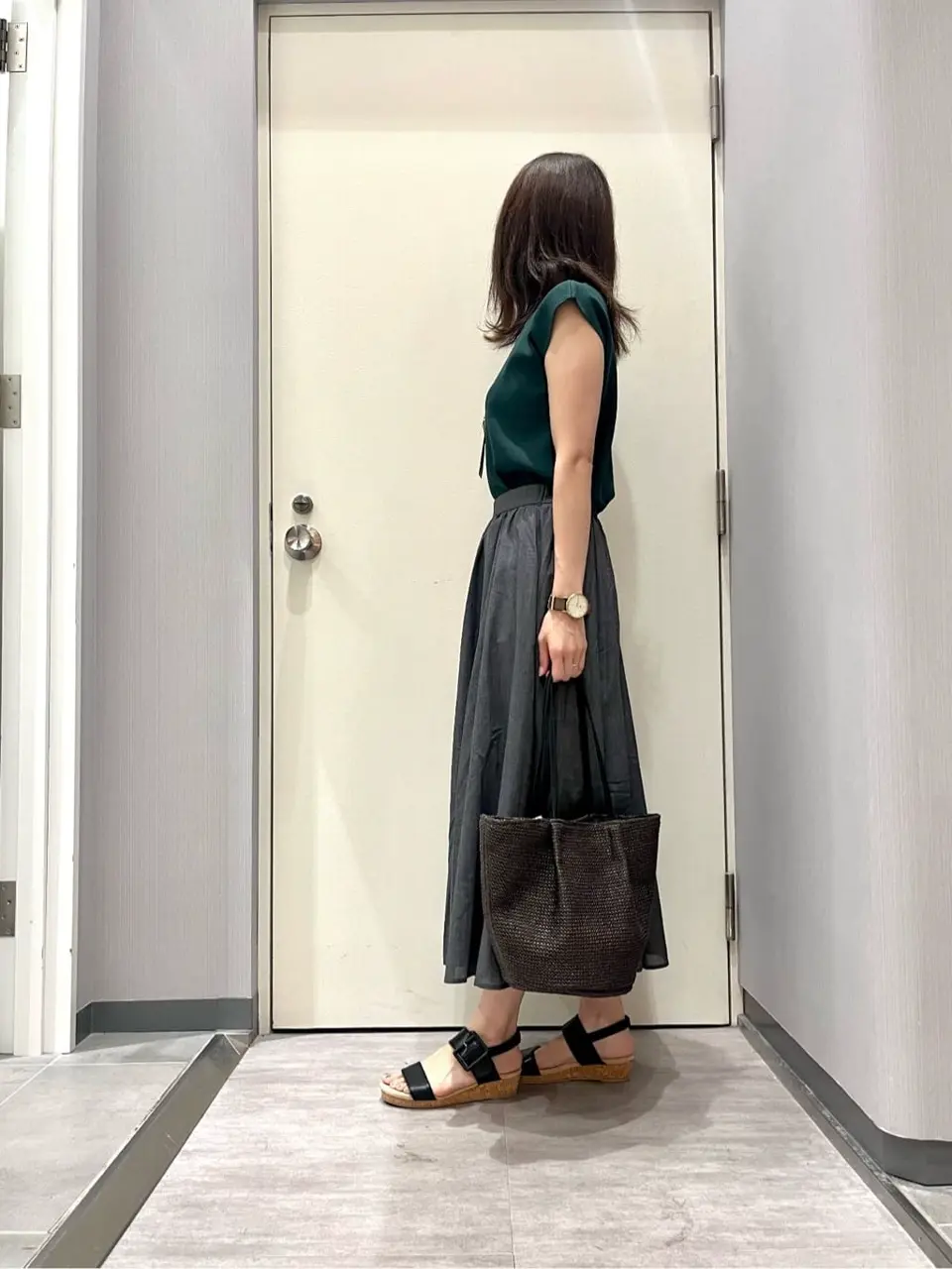 ANY 金井 コーディネート画像