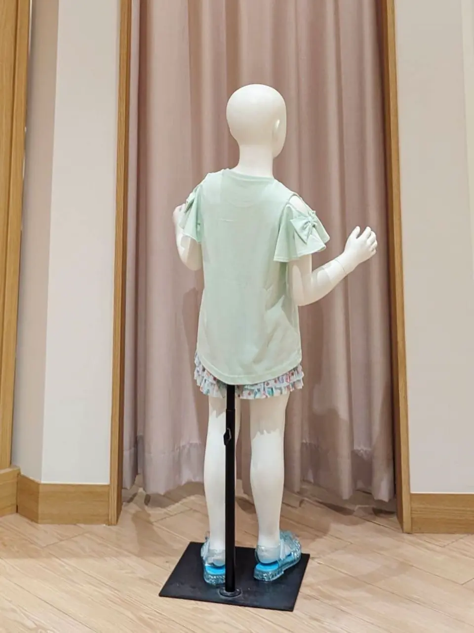 ANY 奥原 コーディネート画像