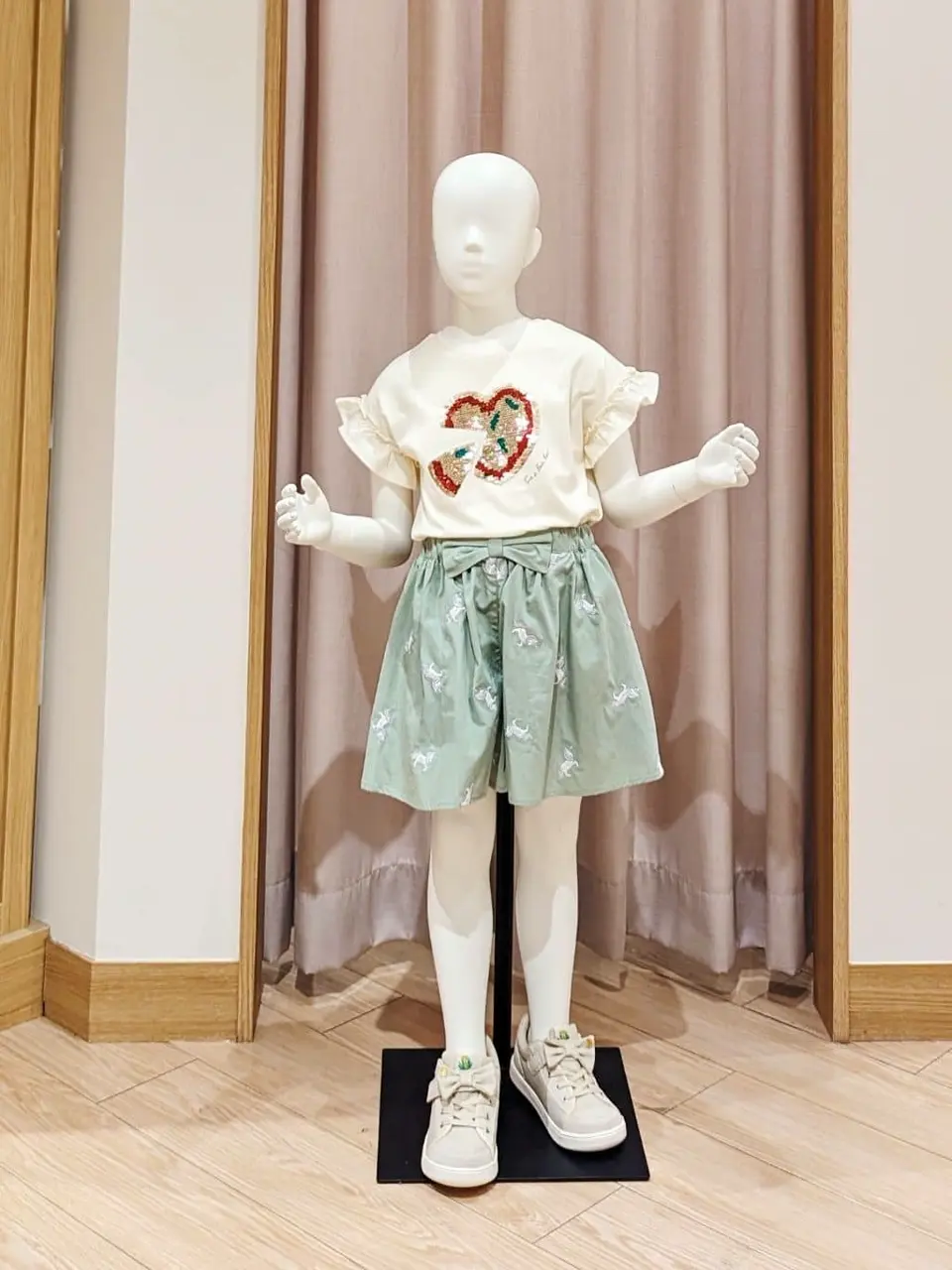  奥原 コーディネート画像