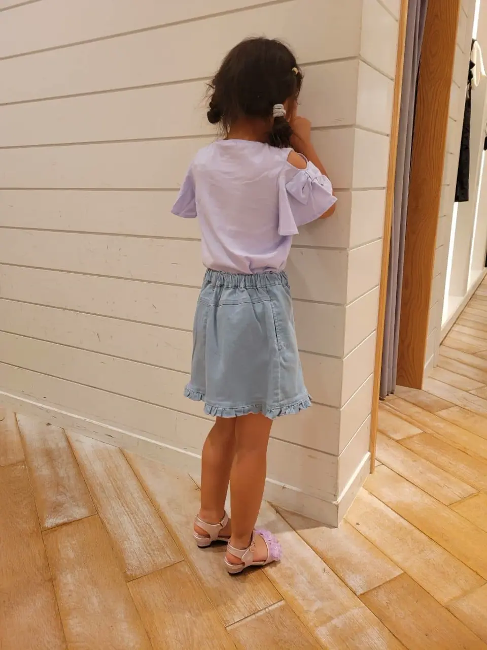 ANY 西村 コーディネート画像