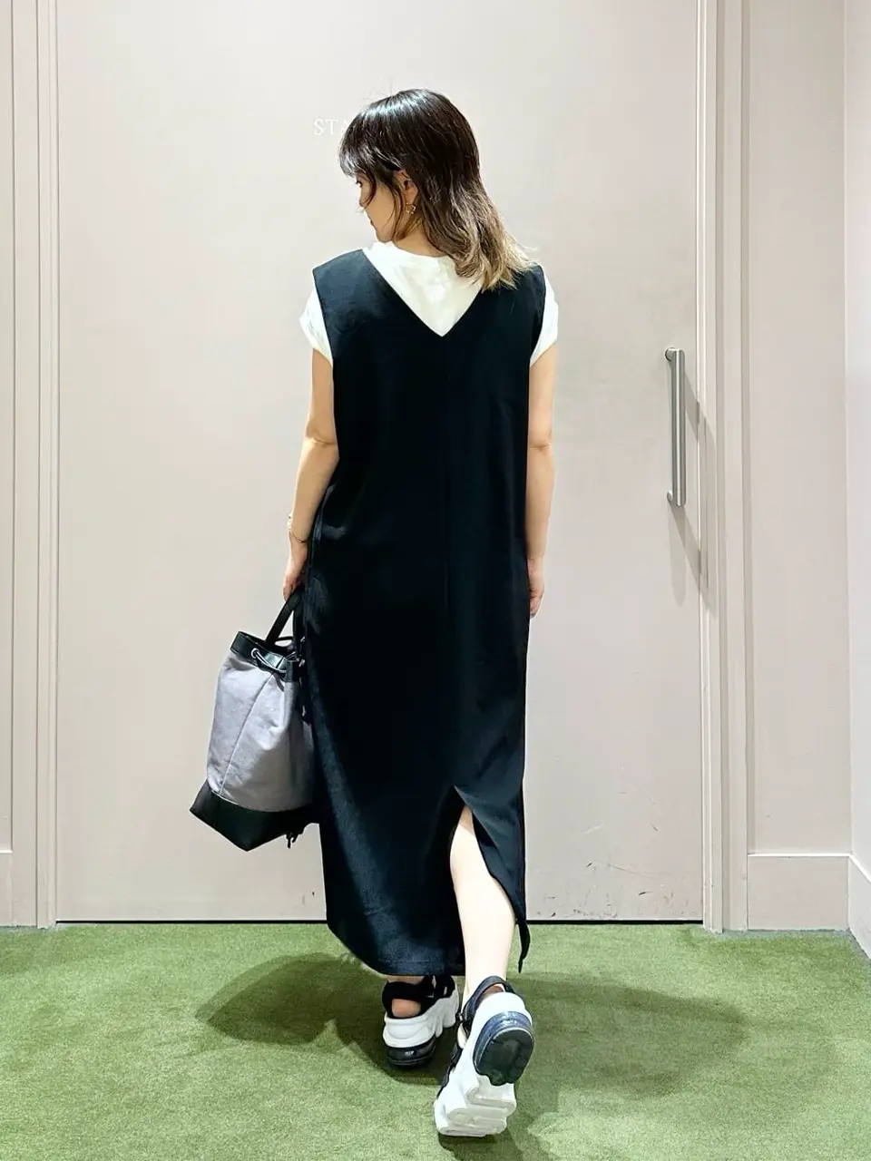 ANY フジコ コーディネート画像