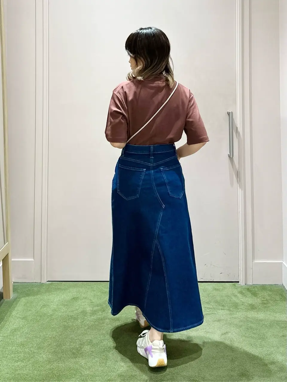 ANY フジコ コーディネート画像