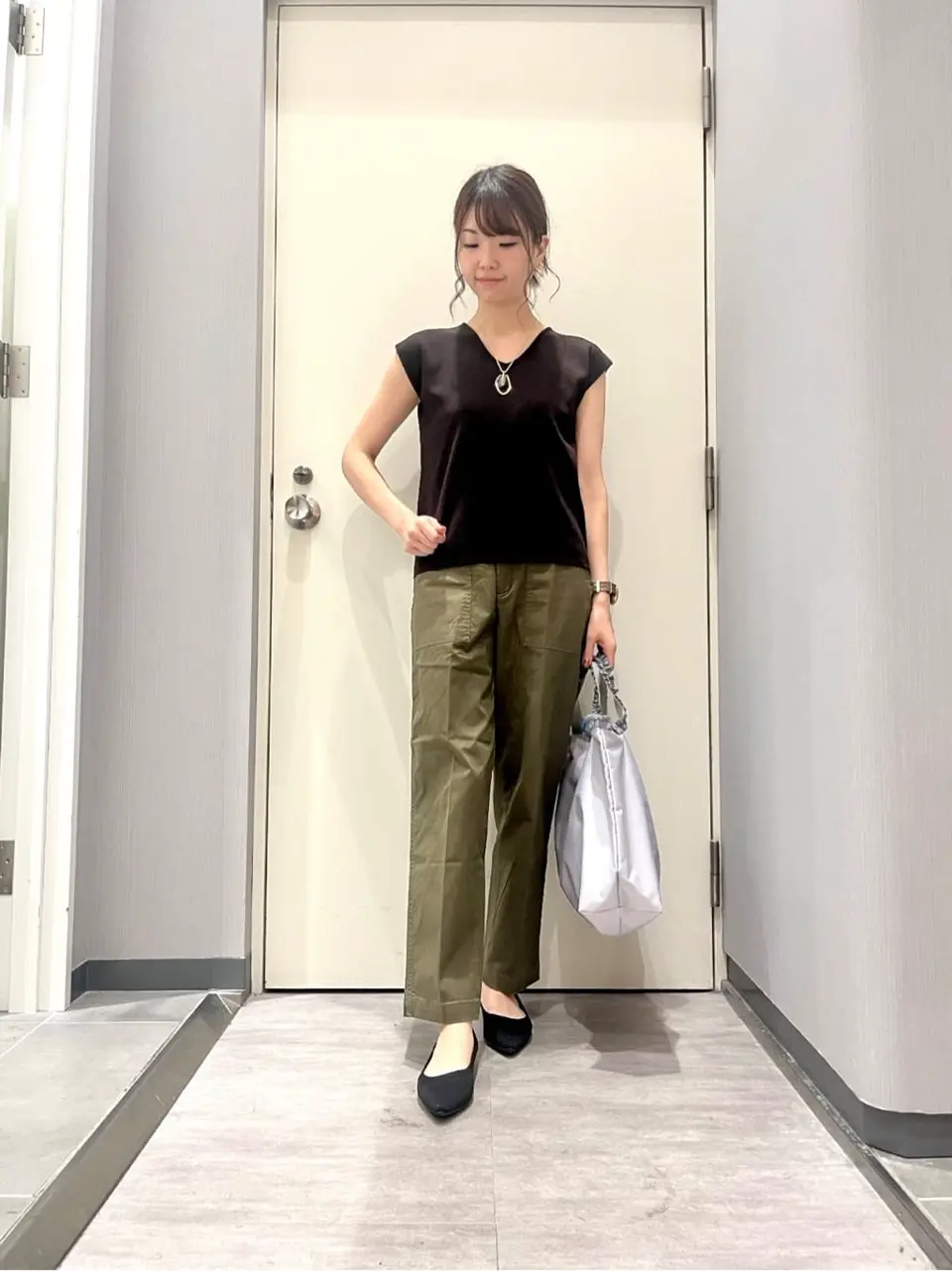 ANY 金井 コーディネート画像