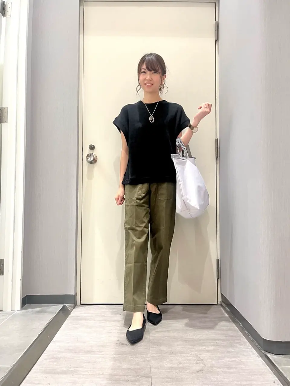 ANY 金井 コーディネート画像