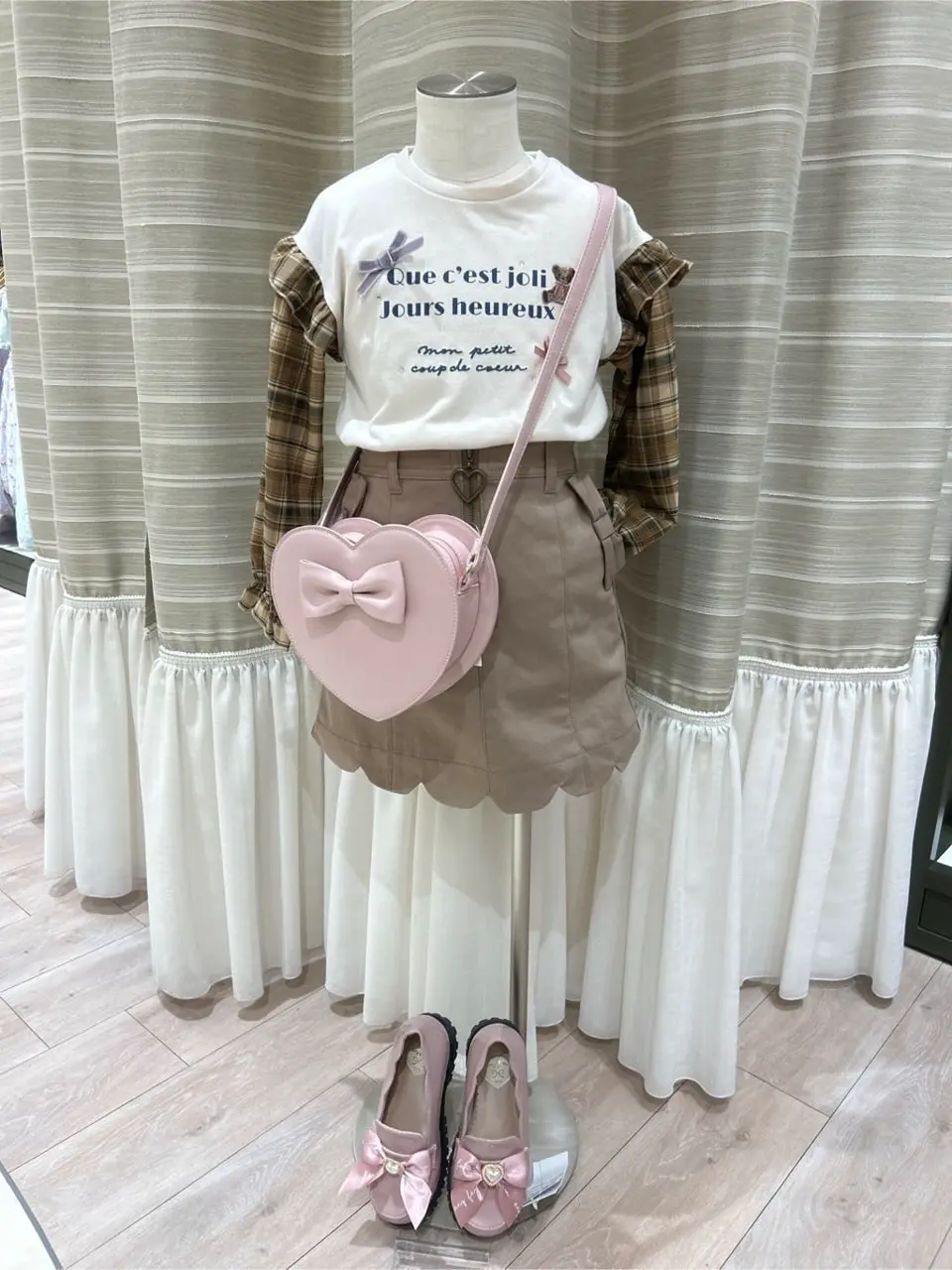  岡田 コーディネート画像