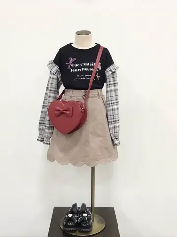 ANY 佐々木 コーディネート画像