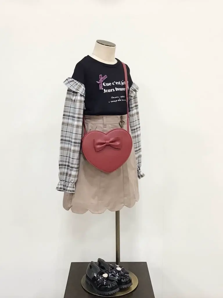 ANY 佐々木 コーディネート画像