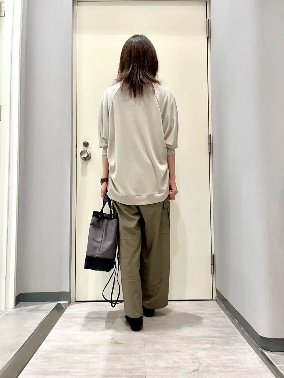 ANY 金井 コーディネート画像