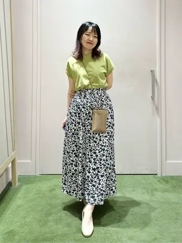 ANY フジコ コーディネート画像