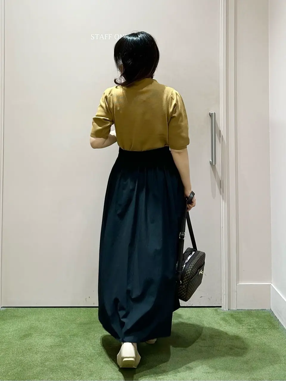 ANY フジコ コーディネート画像